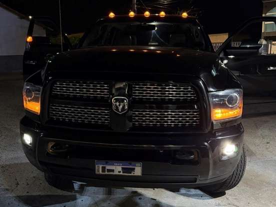 RAM-2500-6.7 LARAMIE 4X4 CD I6 TURBO DIESEL 4P AUTOMÁTICO RAM-2500-2012