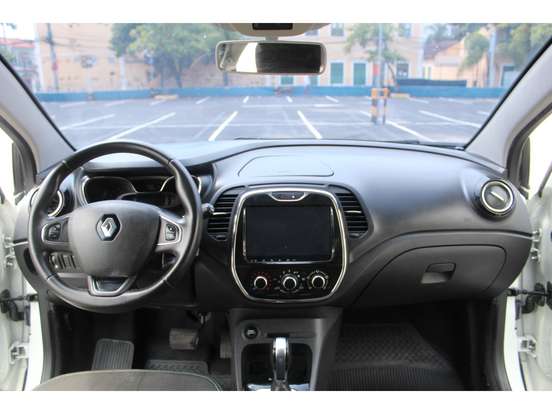 RENAULT-CAPTUR-2019