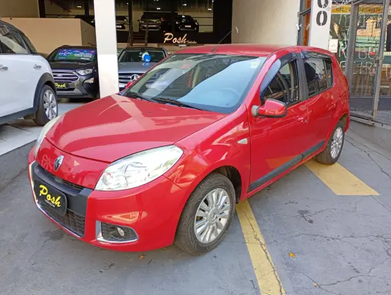 RENAULT SANDERO 1.6 PRIVILÉGE 16V FLEX 4P AUTOMÁTICO