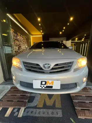 TOYOTA COROLLA 2.0 ALTIS 16V FLEX 4P AUTOMÁTICO TOYOTA COROLLA 2.0 ALTIS 16V FLEX 4P AUTOMÁTICO