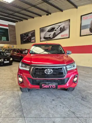 TOYOTA HILUX 2.8 SRV 4X4 CD 16V DIESEL 4P AUTOMÁTICO