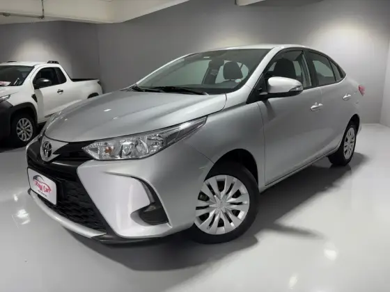 TOYOTA YARIS 1.5 16V FLEX SEDAN XL MULTIDRIVE TOYOTA YARIS 1.5 16V FLEX SEDAN XL MULTIDRIVE