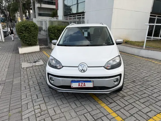 VOLKSWAGEN CROSS UP 1.0 TSI 12V FLEX 4P MANUAL VOLKSWAGEN CROSS UP 1.0 TSI 12V FLEX 4P MANUAL