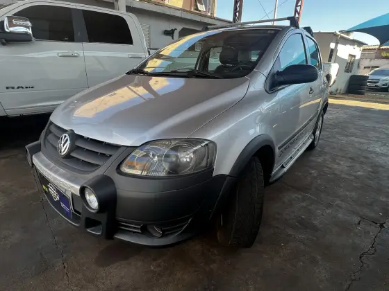 VOLKSWAGEN CROSSFOX 1.6 MI FLEX 8V 4P MANUAL