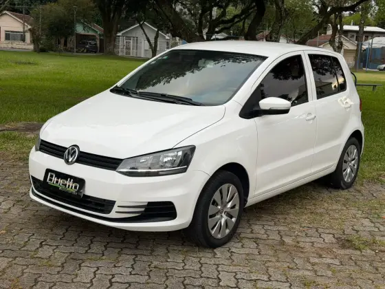 VOLKSWAGEN FOX 1.0 MI TRENDLINE 8V FLEX 4P MANUAL