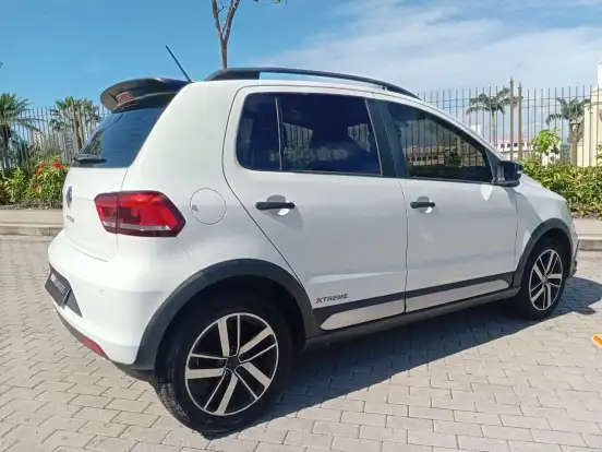 VOLKSWAGEN-FOX-1.6 MSI TOTAL FLEX XTREME 4P MANUAL VOLKSWAGEN-FOX-2019