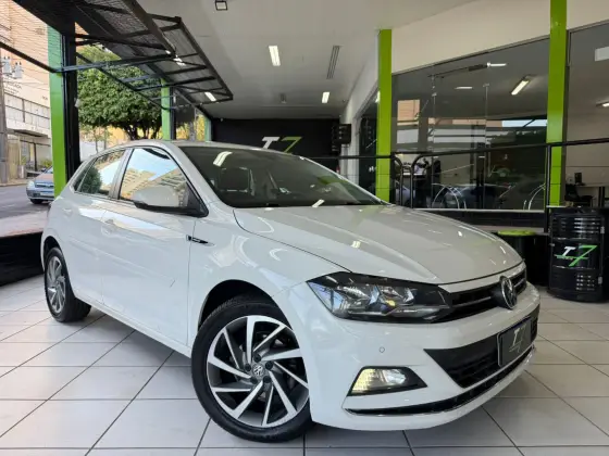 VOLKSWAGEN POLO 1.0 200 TSI HIGHLINE AUTOMÁTICO