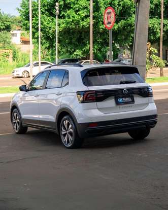 VOLKSWAGEN-T-CROSS-2022
