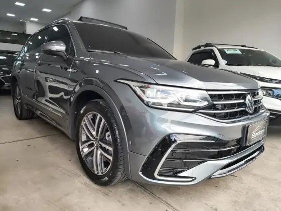 VOLKSWAGEN TIGUAN 2.0 300 TSI GASOLINA ALLSPACE R-LINE AUTOMÁTICO