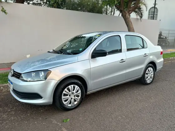 VOLKSWAGEN VOYAGE 1.0 MI COMFORTLINE 8V FLEX 4P MANUAL