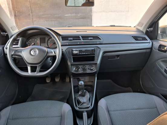 VOLKSWAGEN-GOL-2021