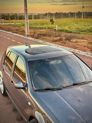 VOLKSWAGEN-GOLF-2006
