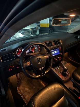 VOLKSWAGEN-JETTA-2015