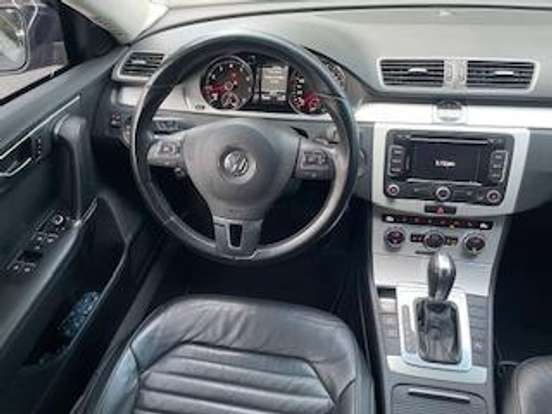 VOLKSWAGEN-PASSAT VARIANT-2.0 TSI 16V 211CV GASOLINA 4P AUTOMÁTICO VOLKSWAGEN-PASSAT VARIANT-2013