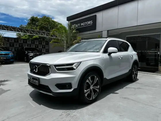 VOLVO XC40 1.5 T5 RECHARGE INSCRIPTION GEARTRONIC