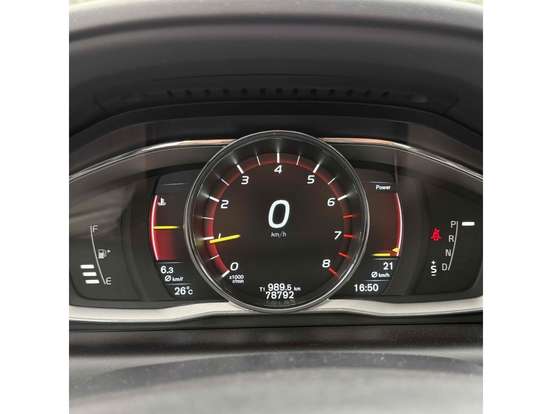 VOLVO-XC60-2.0 T6 R DESIGN TURBO GASOLINA 4P AUTOMÁTICO VOLVO-XC60-2015