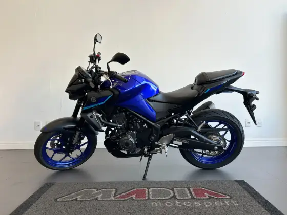 YAMAHA MT-03 CONNECTED ABS YAMAHA MT-03 CONNECTED ABS