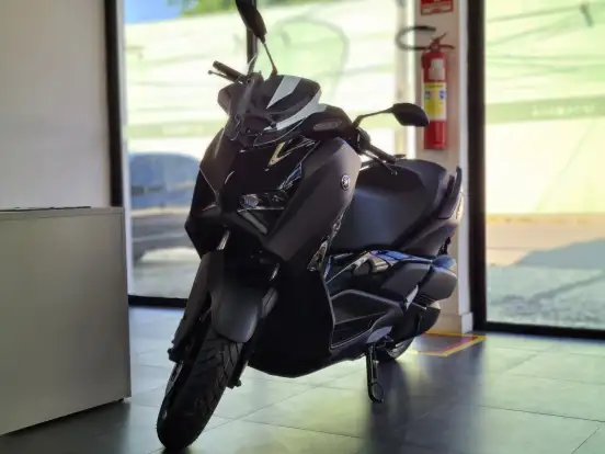 YAMAHA-XMAX 300 CONNECTED ABS YAMAHA-XMAX 300 CONNECTED ABS-2026