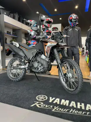 YAMAHA-XTZ 250 LANDER CONNECTED-2026