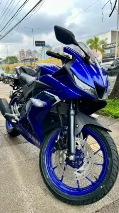YAMAHA YZF R15 YAMAHA YZF R15