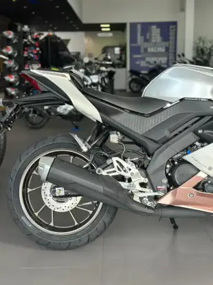 YAMAHA-YZF R15-2026