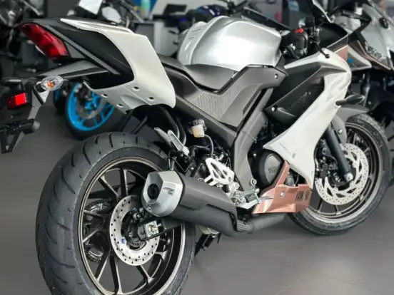 YAMAHA-YZF R15 YAMAHA-YZF R15-2026