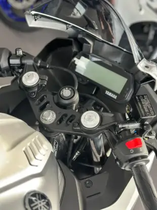 YAMAHA-YZF R15-2026