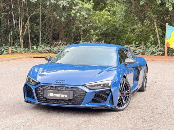 AUDI R8 5.2 V10 FSI GASOLINA COUPÉ QUATTRO S TRONIC AUDI R8 5.2 V10 FSI GASOLINA COUPÉ QUATTRO S TRONIC