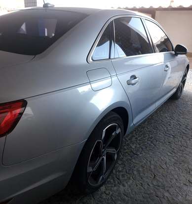 AUDI-A4-2016