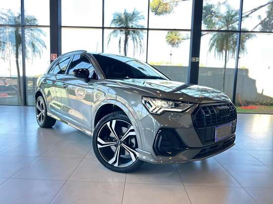 AUDI-Q3-2.0 40 TFSI GASOLINA PERFORMANCE BLACK PLUS QUATTRO TIPTRONIC AUDI-Q3-2024