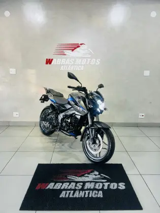BAJAJ DOMINAR 160 