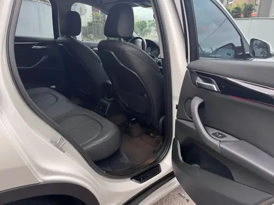 BMW-X1-2.0 16V TURBO ACTIVEFLEX SDRIVE20I X-LINE 4P AUTOMÁTICO BMW-X1-2019