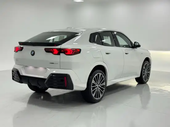BMW-X2-2025