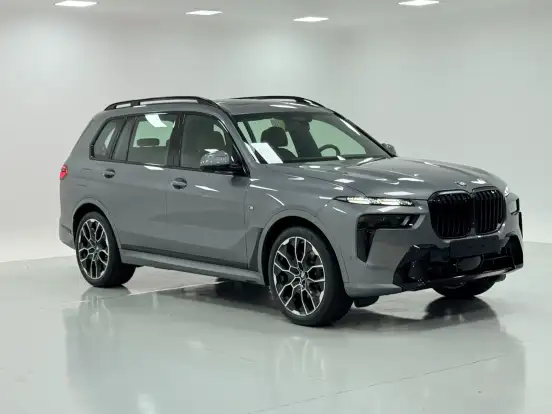 BMW-X7-2025