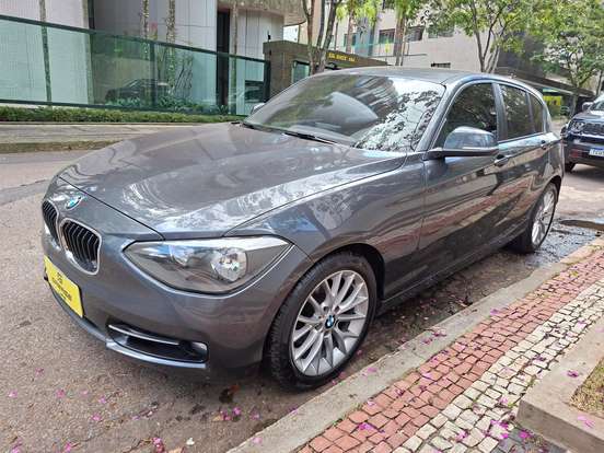 BMW-118i-1.6 GP 16V TURBO GASOLINA 4P AUTOMÁTICO BMW-118i-2013