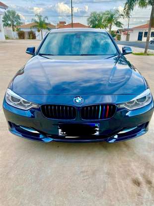 BMW-320i-2015