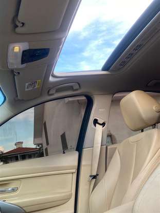 BMW-320i-2015
