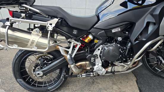 BMW-F 900 GS ADVENTURE-2024
