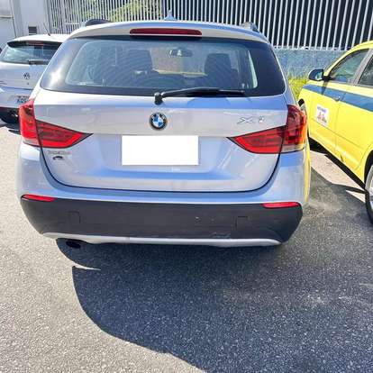 BMW-X1-2011