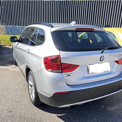 BMW-X1-2011