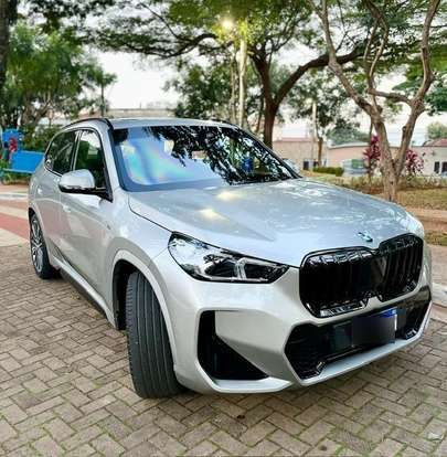 BMW-X1-2023