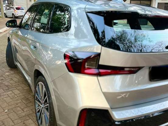 BMW-X1-2.0 16V TURBO GASOLINA SDRIVE20I M SPORT STEPTRONIC BMW-X1-2023