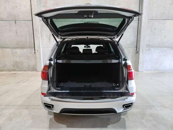 BMW-X5-4.4 V8 TURBO GASOLINA XDRIVE50I SECURITY AUTOMÁTICO BMW-X5-2012