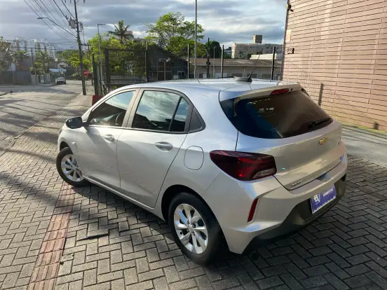 CHEVROLET-ONIX-2023