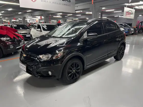 CHEVROLET ONIX 1.4 MPFI ACTIV 8V FLEX 4P AUTOMÁTICO