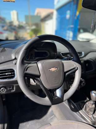 CHEVROLET-ONIX-2013