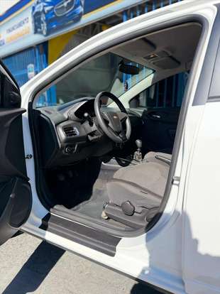 CHEVROLET-ONIX-1.4 MPFI LTZ 8V FLEX 4P MANUAL CHEVROLET-ONIX-2013