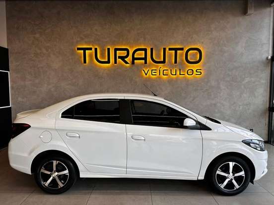 CHEVROLET-PRISMA-2017
