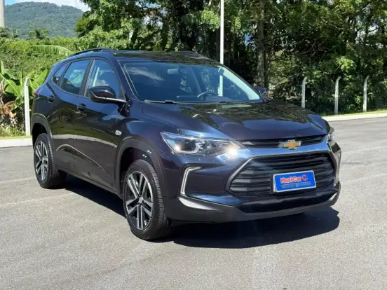 CHEVROLET-TRACKER-2023