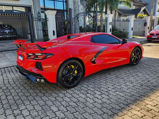 CHEVROLET-CORVETTE-6.2 V8 LT1 GASOLINA STINGRAY CONVERSIVEL AUTOMÁTICO CHEVROLET-CORVETTE-2024